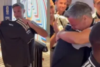 Árbitro final Copa do Mundo emocionado ao ser escolhido
