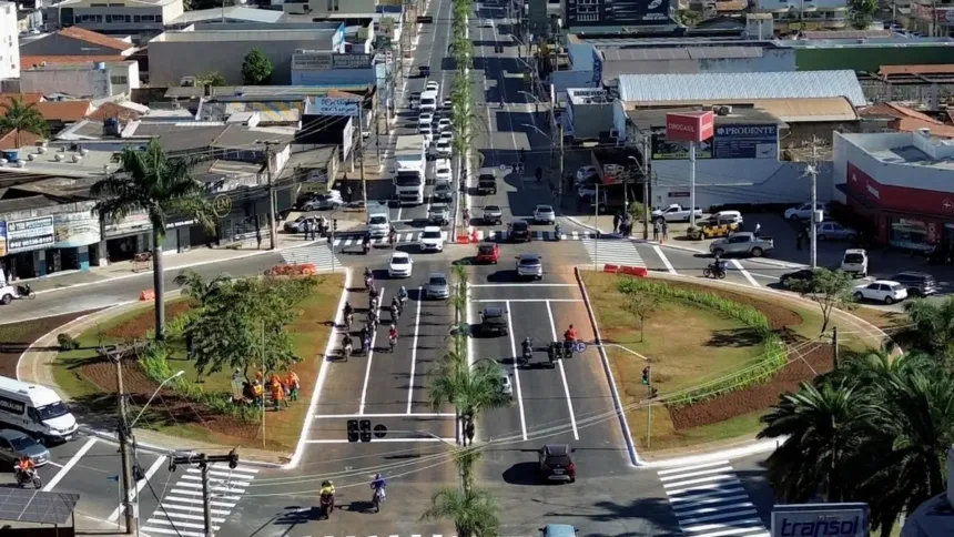 Obras na Praça Ciro Lisita em Goiânia melhoram mobilidade