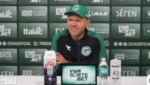 Técnico do Goiás fala sobre jogo contra Ponte Preta