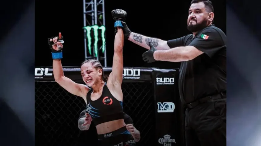 Campeã do MMA no México, goiana revela superação e projeta futuro: “chegar no UFC” 1 Campeã de MMA Karine Cardoso no México
