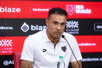 tecnico-do-dragao-relembra-passagem-marcante-pelo-athletic-mg:-“fundamental-na-minha-historia”
