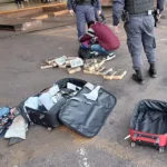 Mulher presa por tráfico de drogas em Jataí com 20 kg de maconha