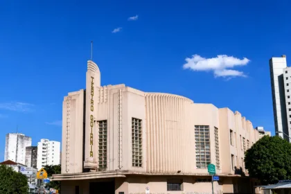 Restauração do Teatro Goiânia adiada por perda de recursos do Novo PAC