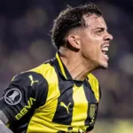 David Terans em campo pelo Atlético Goianiense