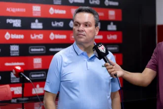 Adson lamenta empate do Atlético Goianiense com Athletic-MG