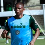 Vitória do Goiás contra a Ponte Preta no Campeonato Brasileiro