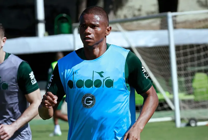 “Vitória gigantesca”, afirma Juninho, após triunfo do Goiás sobre a Ponte Preta 1 Vitória do Goiás contra a Ponte Preta no Campeonato Brasileiro