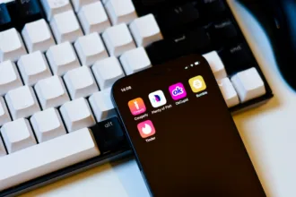 Apps de namoro e seus impactos nos relacionamentos