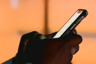 Google e MJ firmam acordo contra fraudes digitais em anúncios
