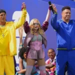 Ronaldos e Madonna no show do intervalo da Copa