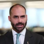 Eduardo Bolsonaro recebe green card nos EUA