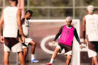 Arrascaeta retorna ao Flamengo para jogo contra Chapecoense