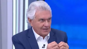 Ronaldo Caiado critica concessão de green card a Eduardo Bolsonaro