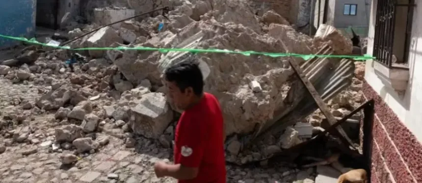 Terremoto no México faz prédios balançarem na Guatemala e assusta população 1 terremoto-no-mexico-faz-predios-balancarem-na-guatemala-e-assusta-populacao