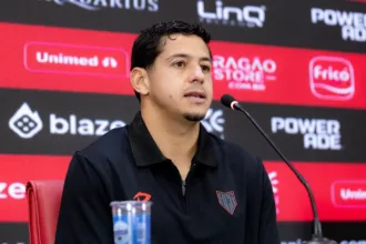 Jogadores do Atlético em preparação para o duelo contra o Cuiabá