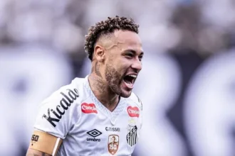 Retorno de Neymar ao Santos após a Copa do Mundo