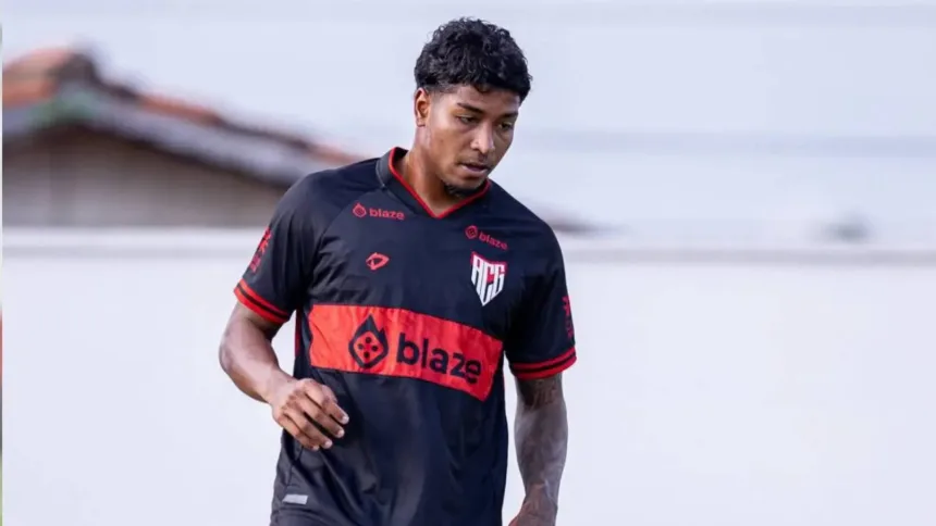 Rescisão de contrato no Atlético Goianiense com Matheus Índio
