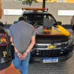 arma-exibida-por-adolescente-nas-redes-sociais-leva-a-prisao-de-homem-em-goiania