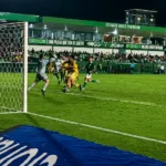 Goiás x Sport na Série B com gol de Djalma