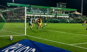 Goiás x Sport na Série B com gol de Djalma