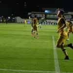 goias-x-sport:-perotti-marca,-sport-abre-o-placar-na-serrinha