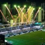 Torcida do Goiás celebra recorde de público na Série B