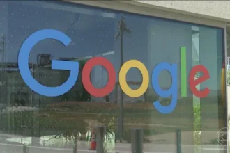 Google multado pela União Europeia em US$ 1 bilhão