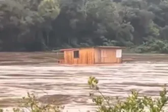 Chuvas no Rio Grande do Sul deixam desabrigados