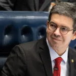 pt-oficializa-randolfe-rodrigues-como-candidato-ao-senado-no-amapa