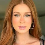 Marina Ruy Barbosa topless na Toscana