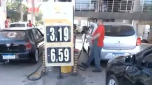 etanol-a-r$-3,19-faz-motoristas-enfrentarem-filas-em-goiania