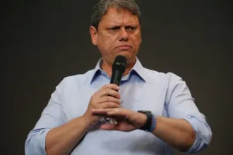 Operação conjunta de trens pelo governo Tarcísio e Trivia Trens