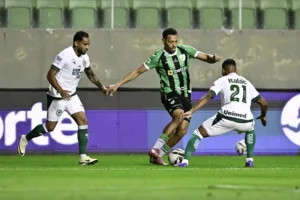 Goiás em campo contra América-MG na Série B