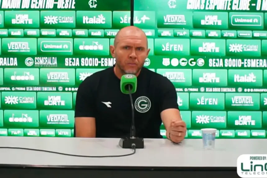 Mozart defende atuação do Goiás após derrota