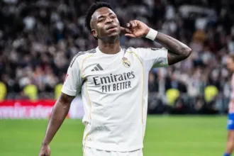 Vinícius Júnior em negociação de transferência para o Arsenal