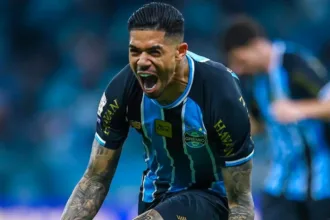 diego-caito-estreia-com-gol-pelo-gremio-apos-deixar-o-goias