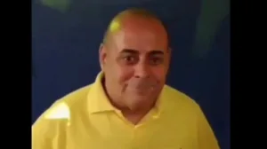 Agustinho Mendonça BBB trabalhando como atendente em festa