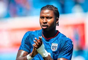 Gol mais bonito da Copa marcado por Sidny Cabral
