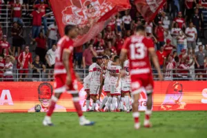 Apagão Colorado: Vila Nova em campo contra o CRB