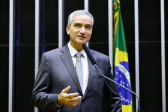 Flávio Bolsonaro em Goiânia para lançamento de pré-candidatura