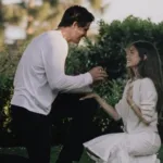 Noivado Justin Herbert e Madison Beer anunciado nas redes sociais