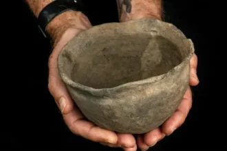 vaso-intacto-de-400-anos-na-florida-revela-choques-culturais-antigos