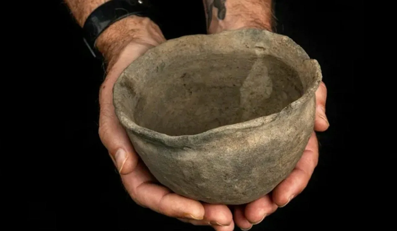 Vaso intacto de 400 anos na Flórida revela choques culturais antigos
