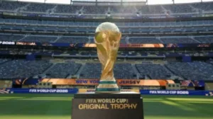 Troféu da Copa do Mundo, plano da Fifa rejeitado pela Uefa