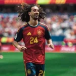 promessa-cumprida:-cucurella-tatua-rosto-de-luis-de-la-fuente-apos-conquista-da-copa-do-mundo