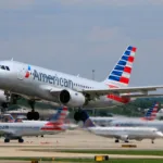 Falha no sistema da American Airlines suspende voos