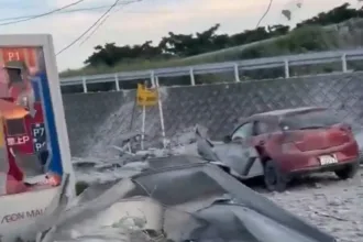 forte-terremoto-provoca-explosao-em-shopping-no-japao