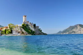 italia-declara-guerra-a-bagres-gigantes-para-proteger-biodiversidade-no-lago-de-garda