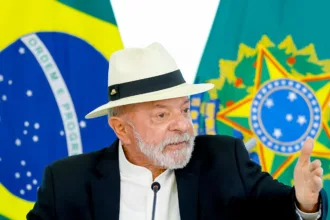 Lula discursa sobre investimentos em ciência e geopolítica
