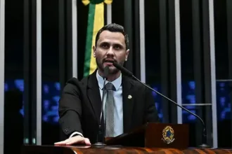 Republicanos Minas Gerais retira Cleitinho da disputa